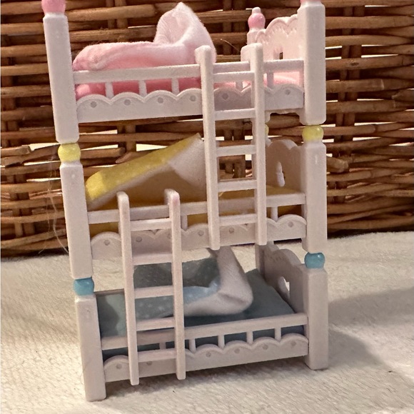 Calico Critters Triple Baby Bunk Beds - Picture 2 of 3